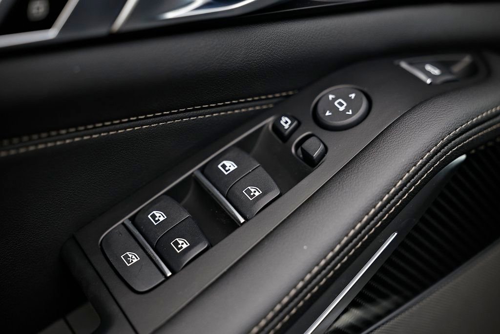 New 2026 BMW X5 M60i w/ Climate Comfort Package image 19