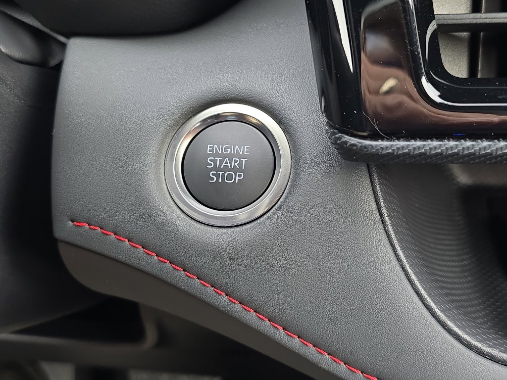 New 2025 Toyota Highlander XSE image 31