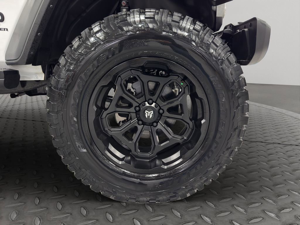 New 2025 Jeep Wrangler Willys image 16