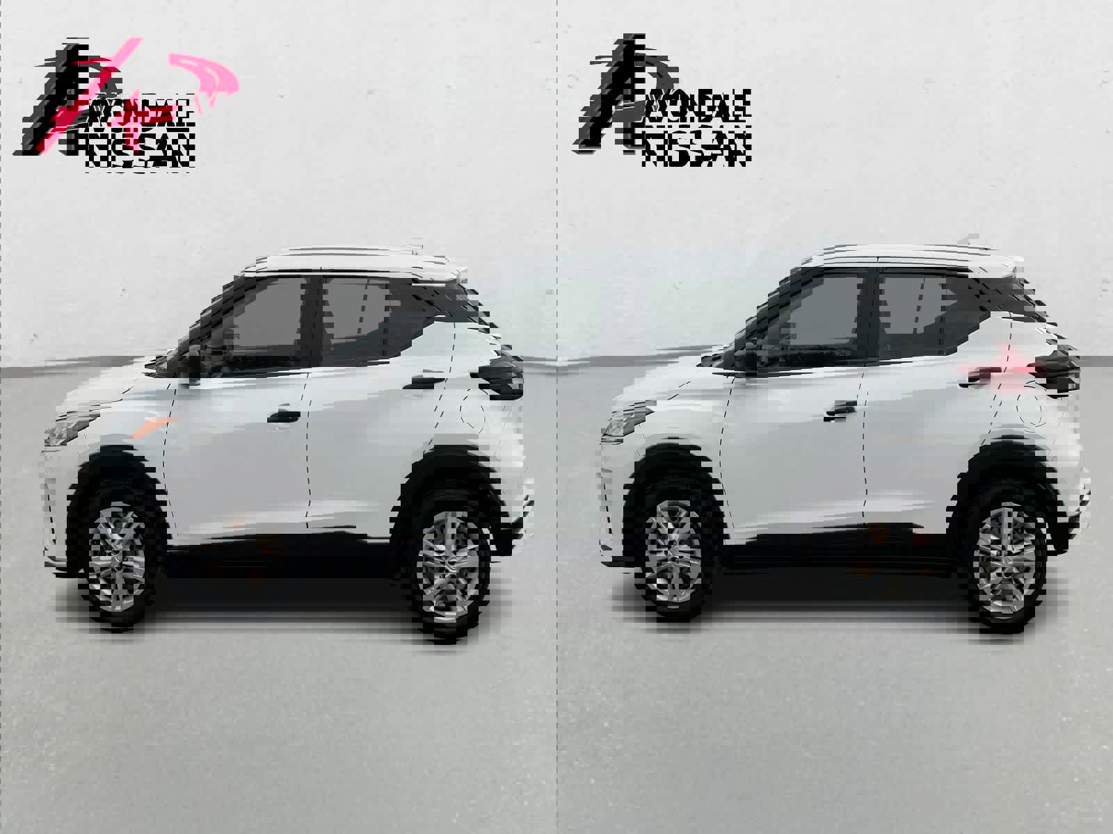 Used 2021 Nissan Kicks S image 3