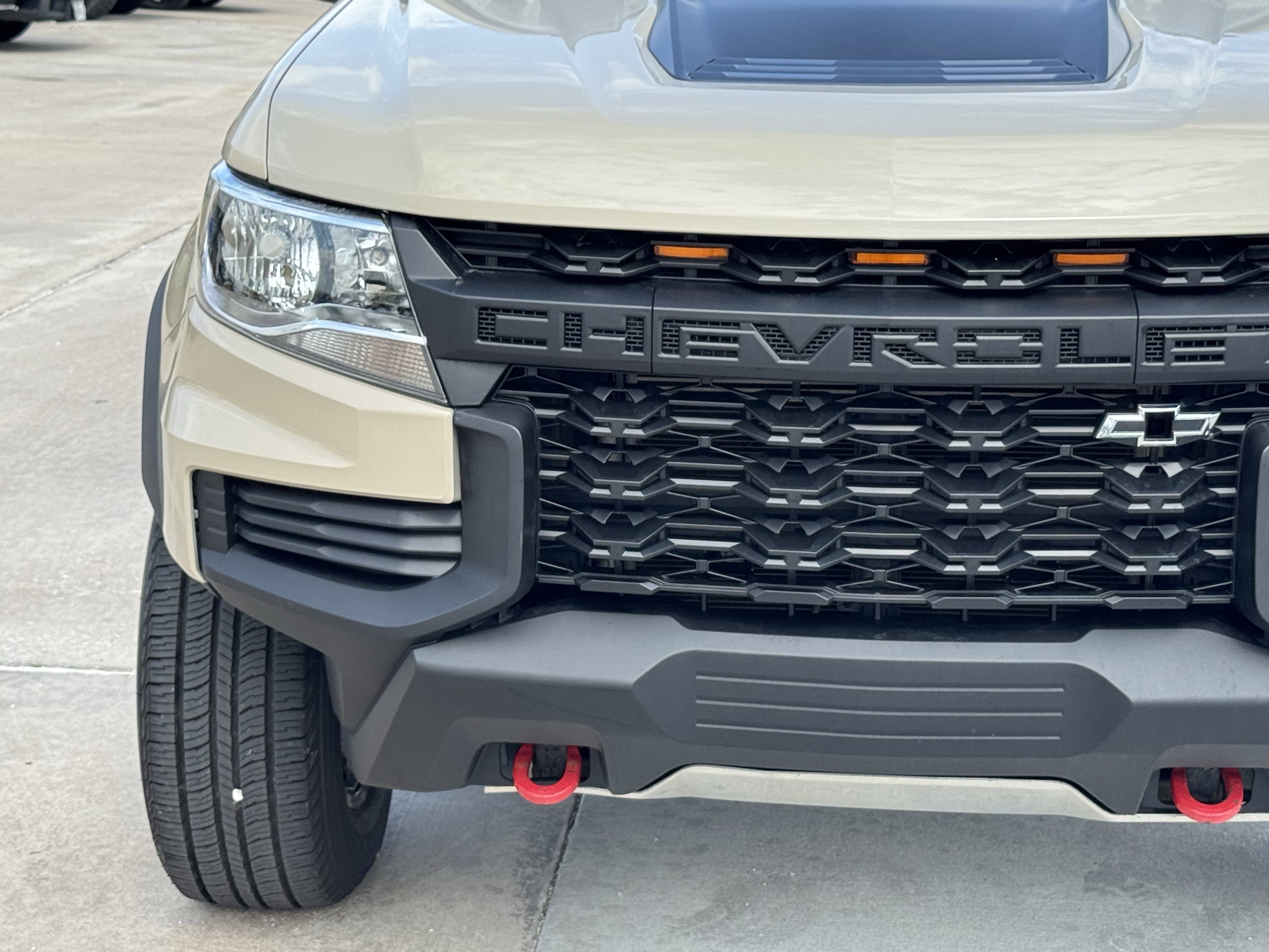 Used 2022 Chevrolet Colorado ZR2 image 6