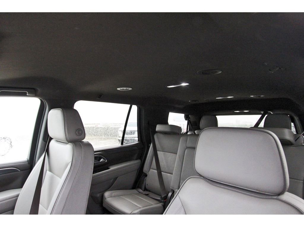Used 2024 GMC Yukon SLT AWD/4WD image 28
