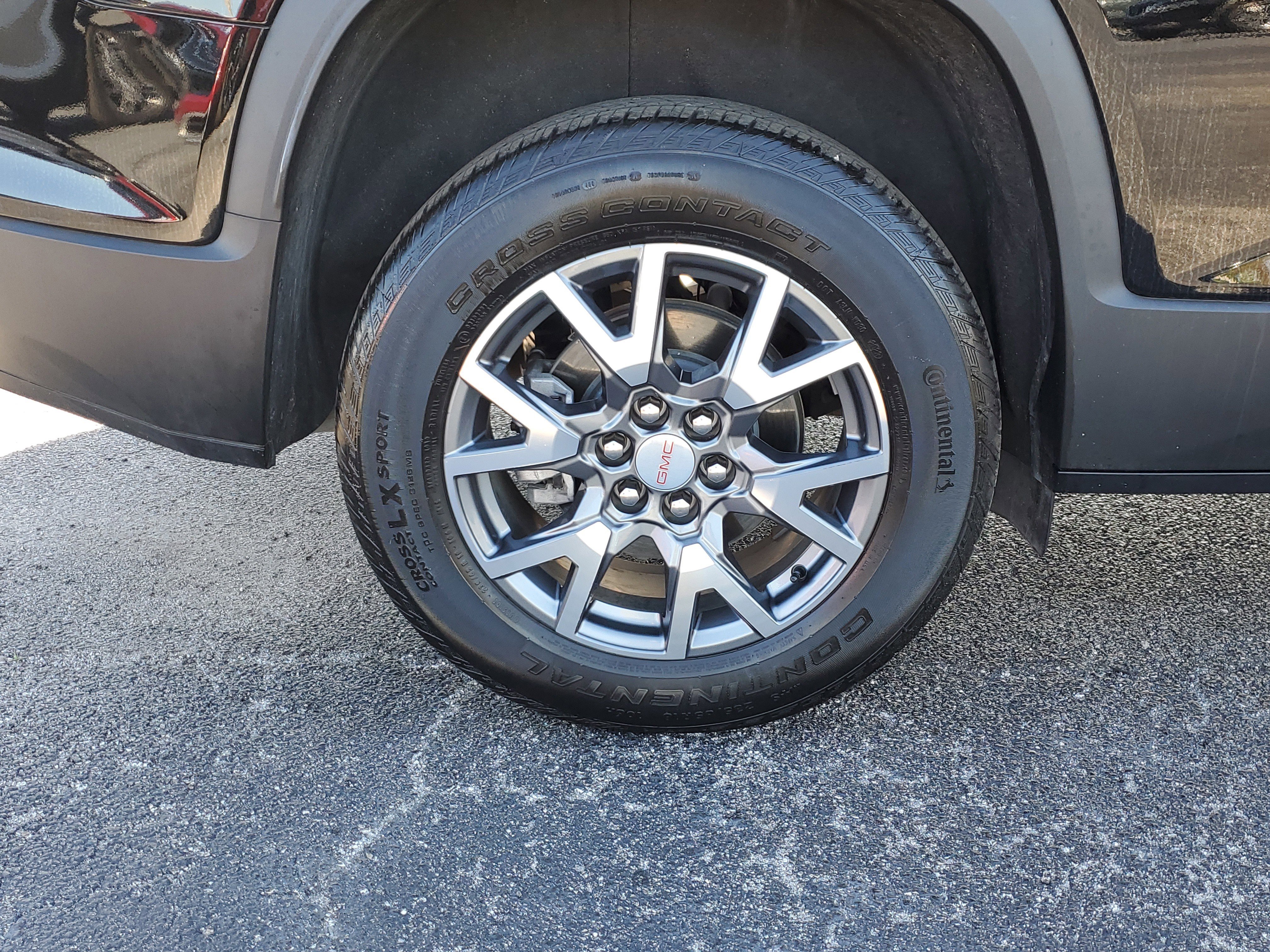 Used 2023 GMC Acadia SLT image 7