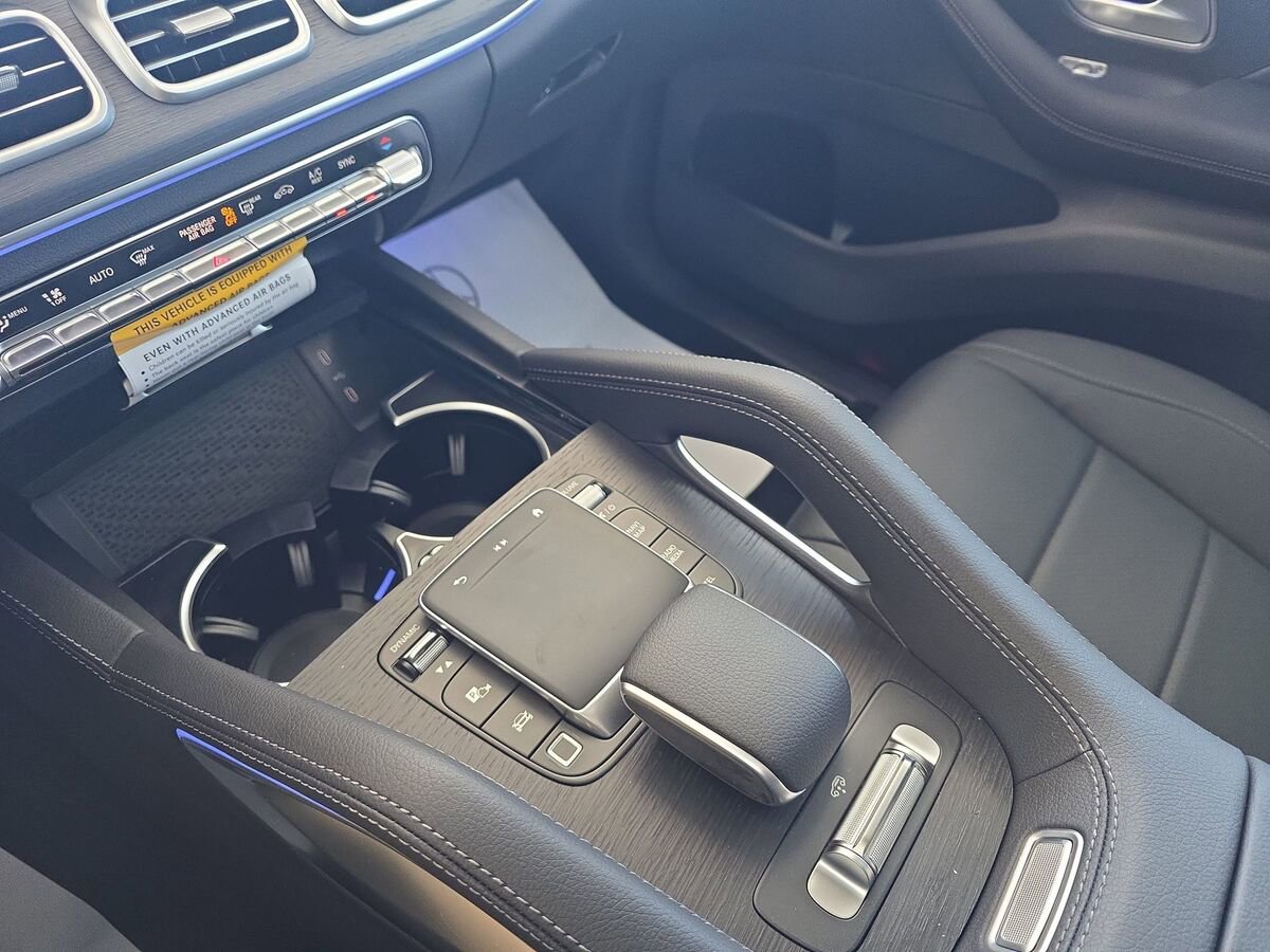 New 2026 Mercedes-Benz GLS 450 4MATIC image 25