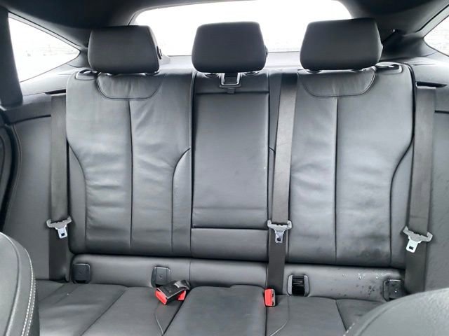 Used 2019 BMW 330i Gran Turismo xDrive w/ M Sport Package image 18