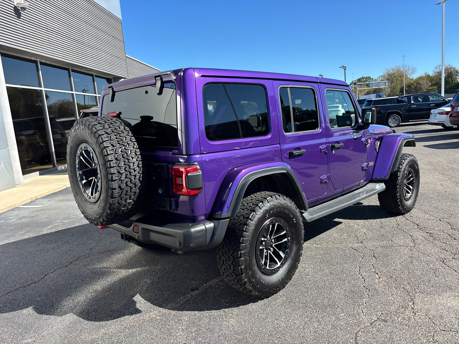 Used 2026 Jeep Wrangler Unlimited Rubicon AWD/4WD image 7