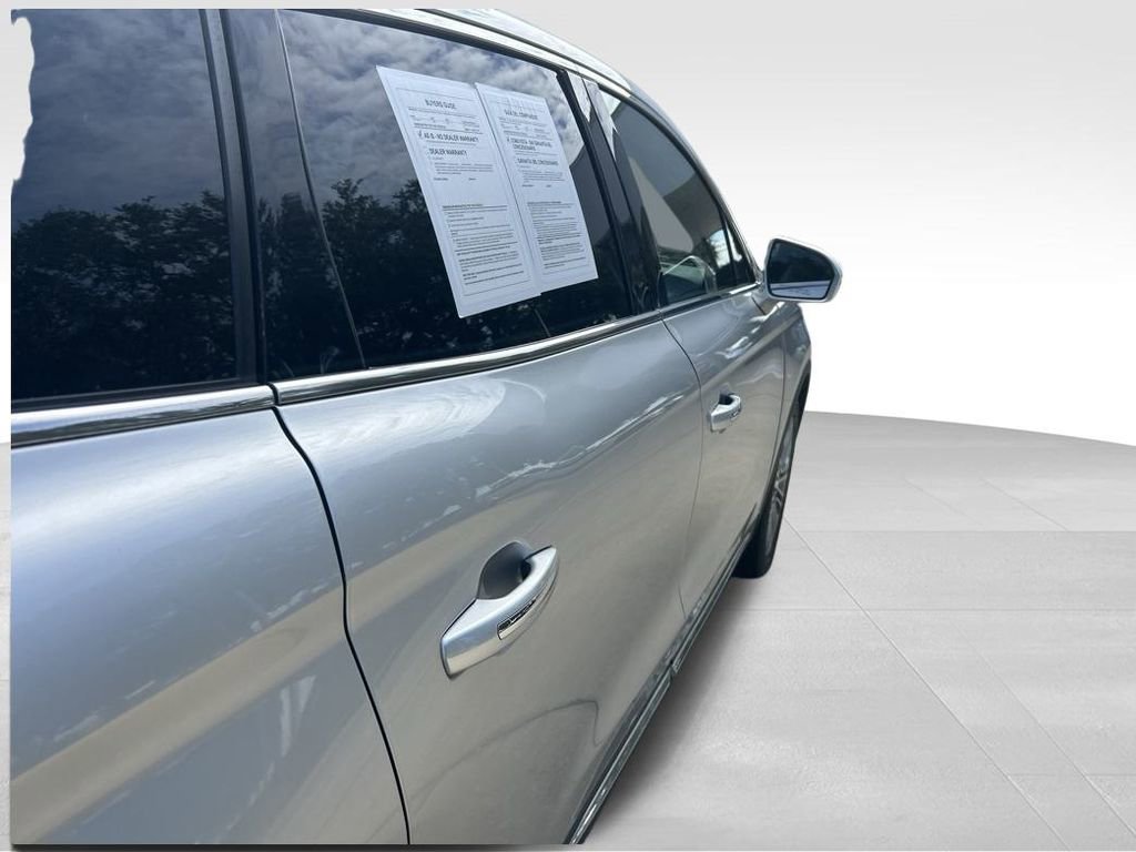 Used 2017 Lincoln MKX Reserve image 33