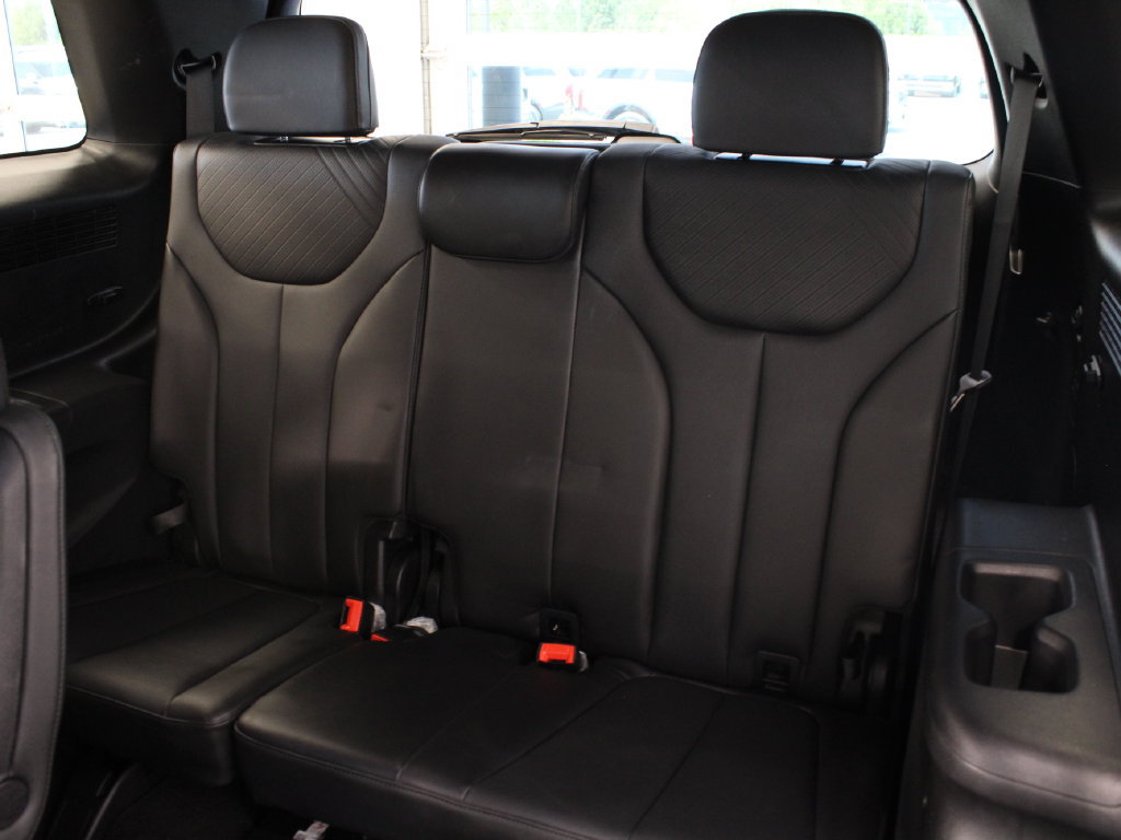 Used 2023 Hyundai Palisade SEL FWD image 34