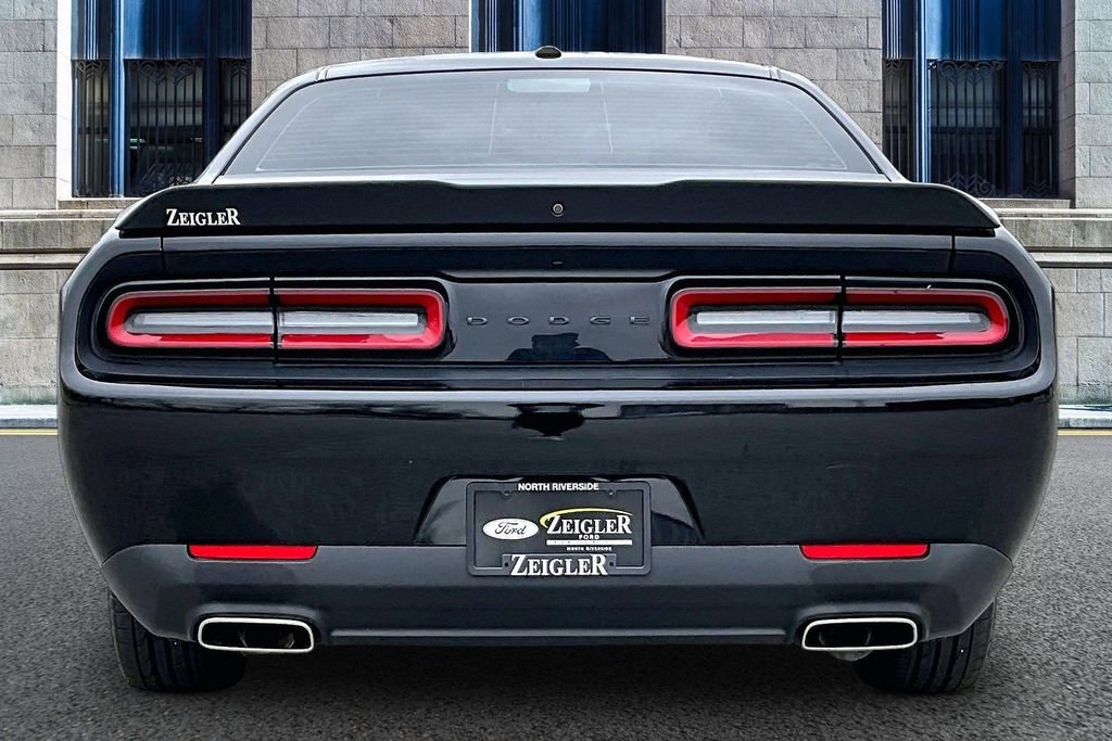 Used 2023 Dodge Challenger SXT w/ Blacktop Package image 4