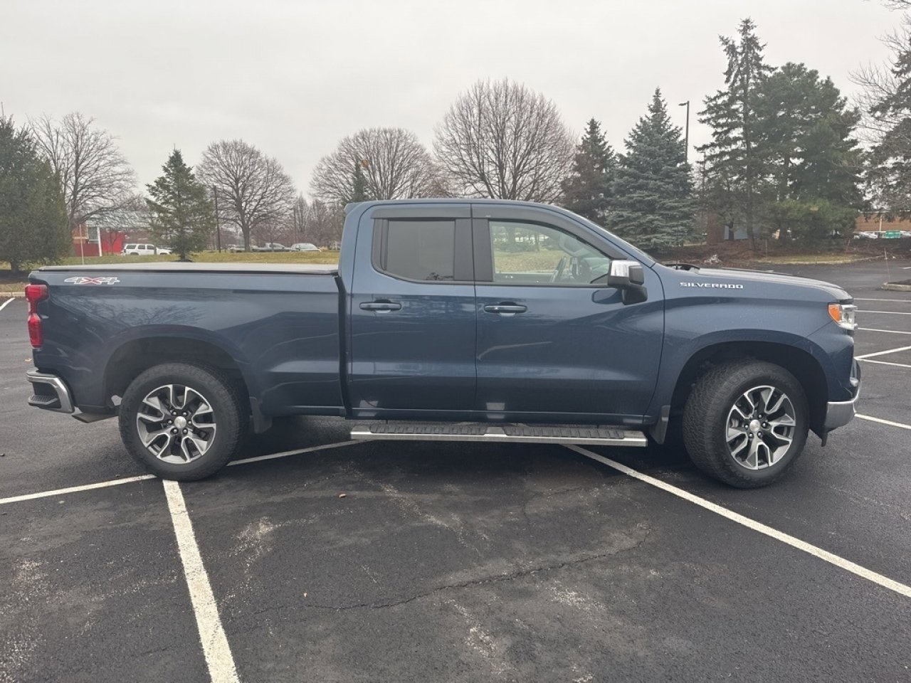 Used 2022 Chevrolet Silverado 1500 LT image 5