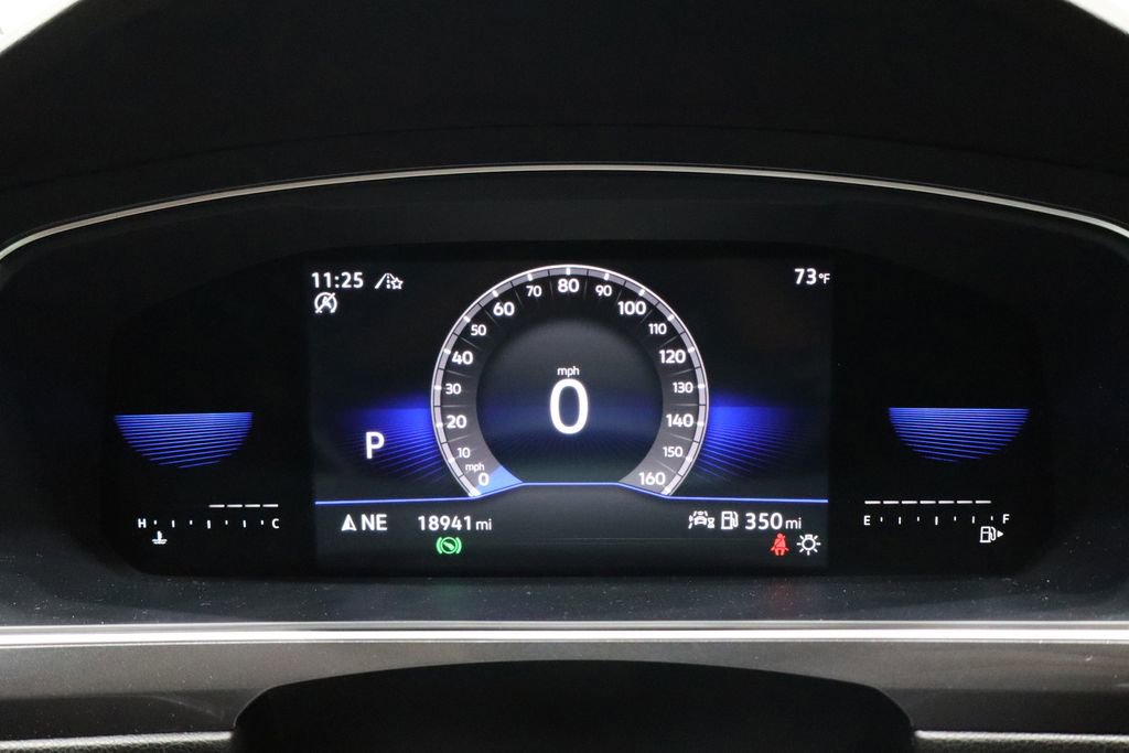 Used 2022 Volkswagen Tiguan SE image 28