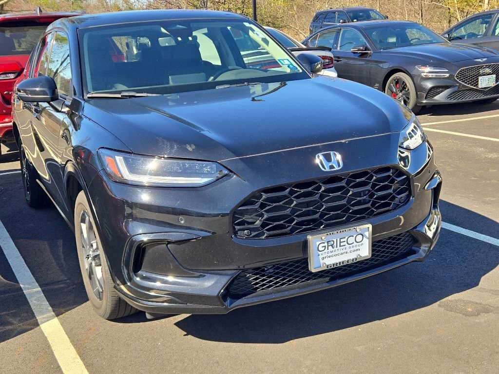 Used 2024 Honda HR-V EX-L image 2