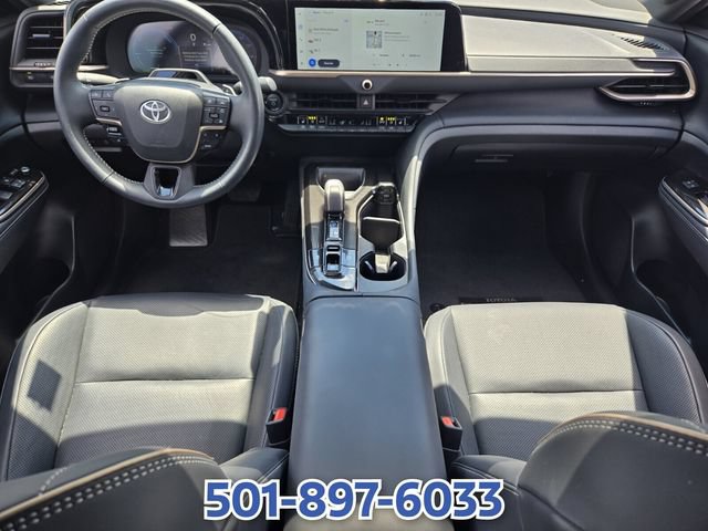 Used 2025 Toyota Crown Platinum AWD/4WD image 13