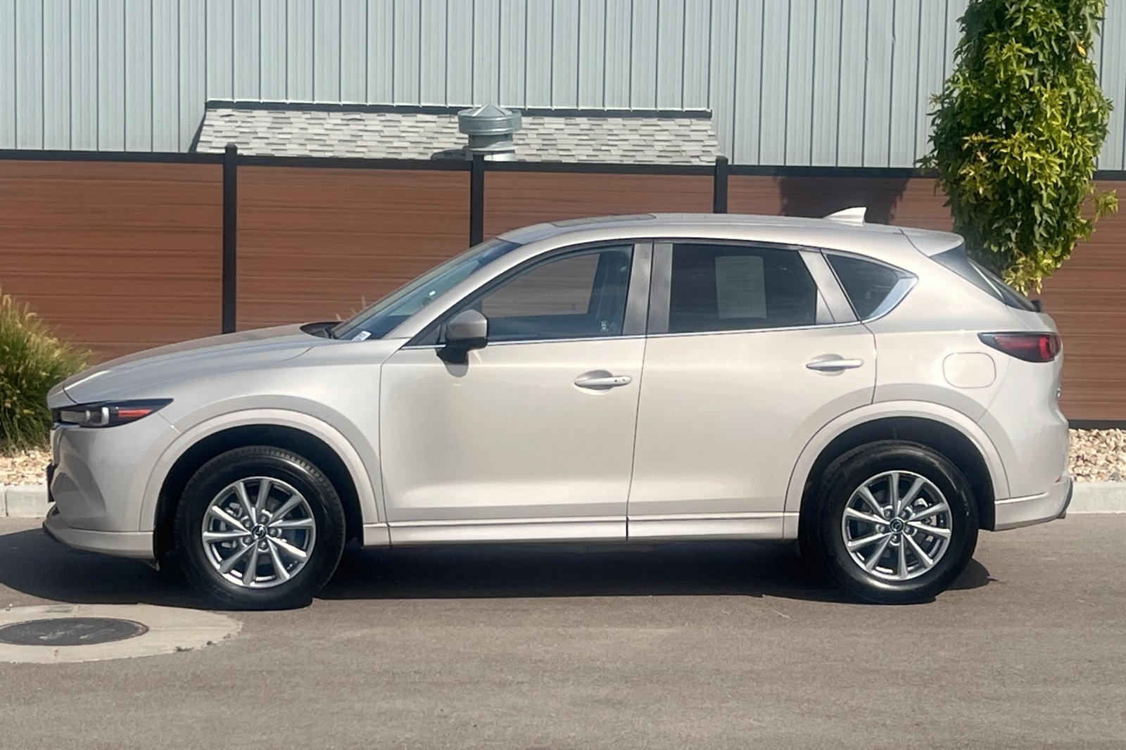 Used 2025 MAZDA CX-5 AWD 2.5 S w/ Preferred Package image 10