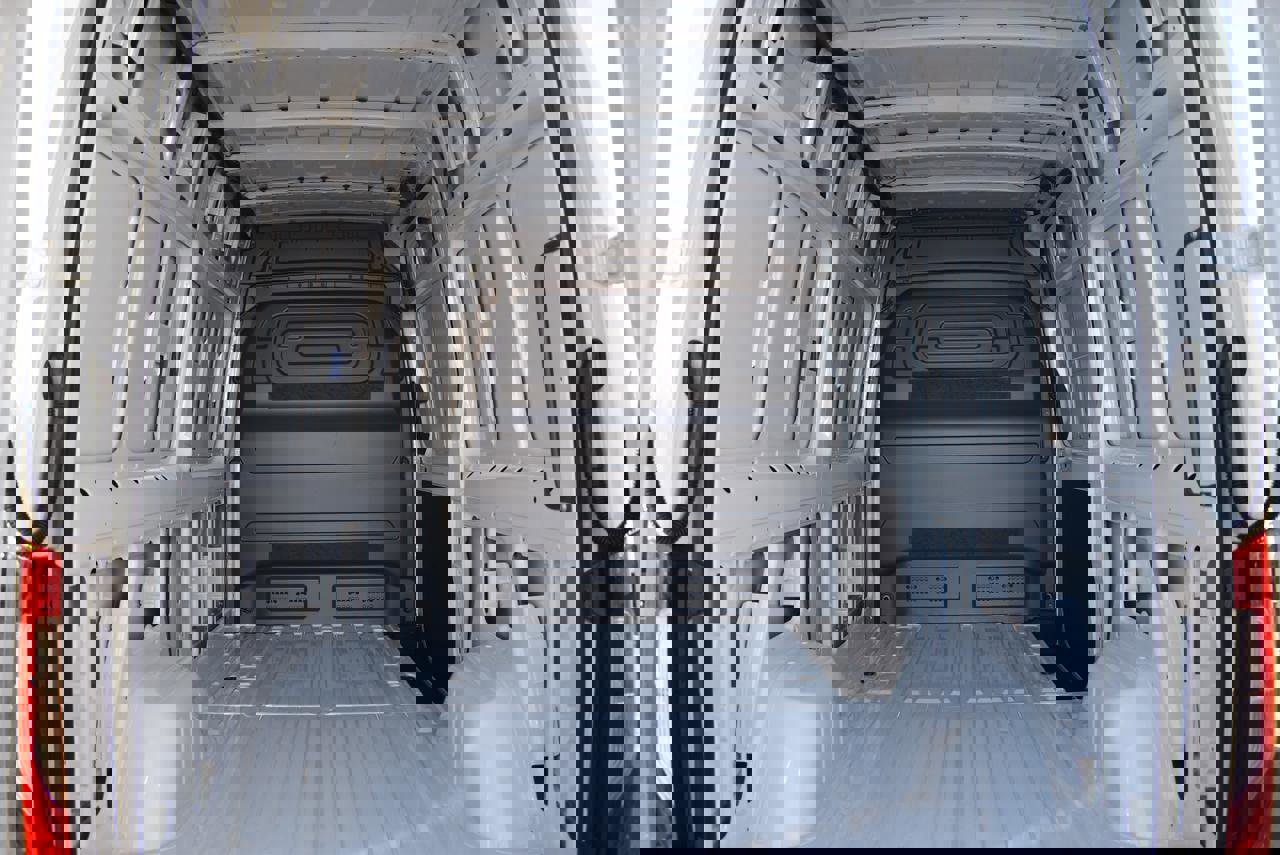 New 2025 Mercedes-Benz Sprinter 2500 image 8