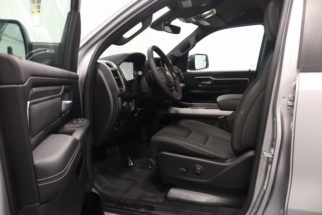 New 2026 RAM 1500 4x4 Crew Cab image 10