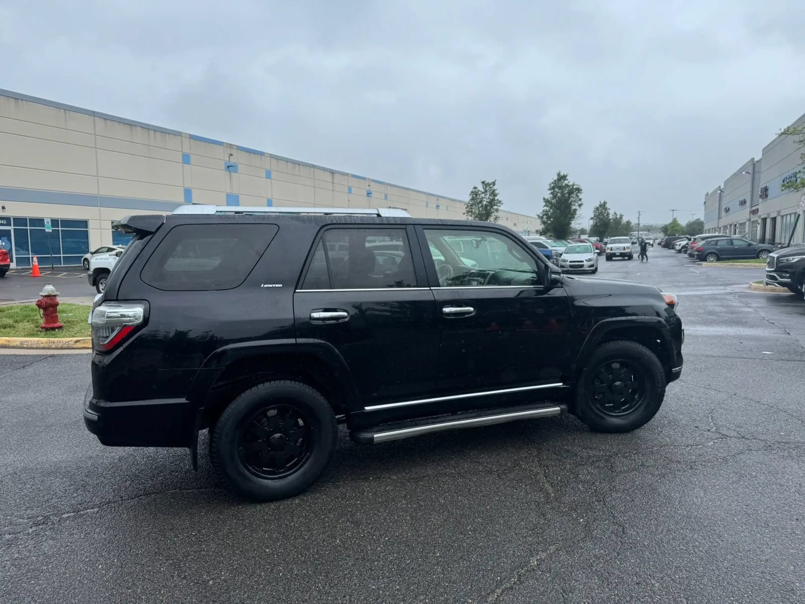 Used 2015 Toyota 4Runner Limited AWD/4WD image 12