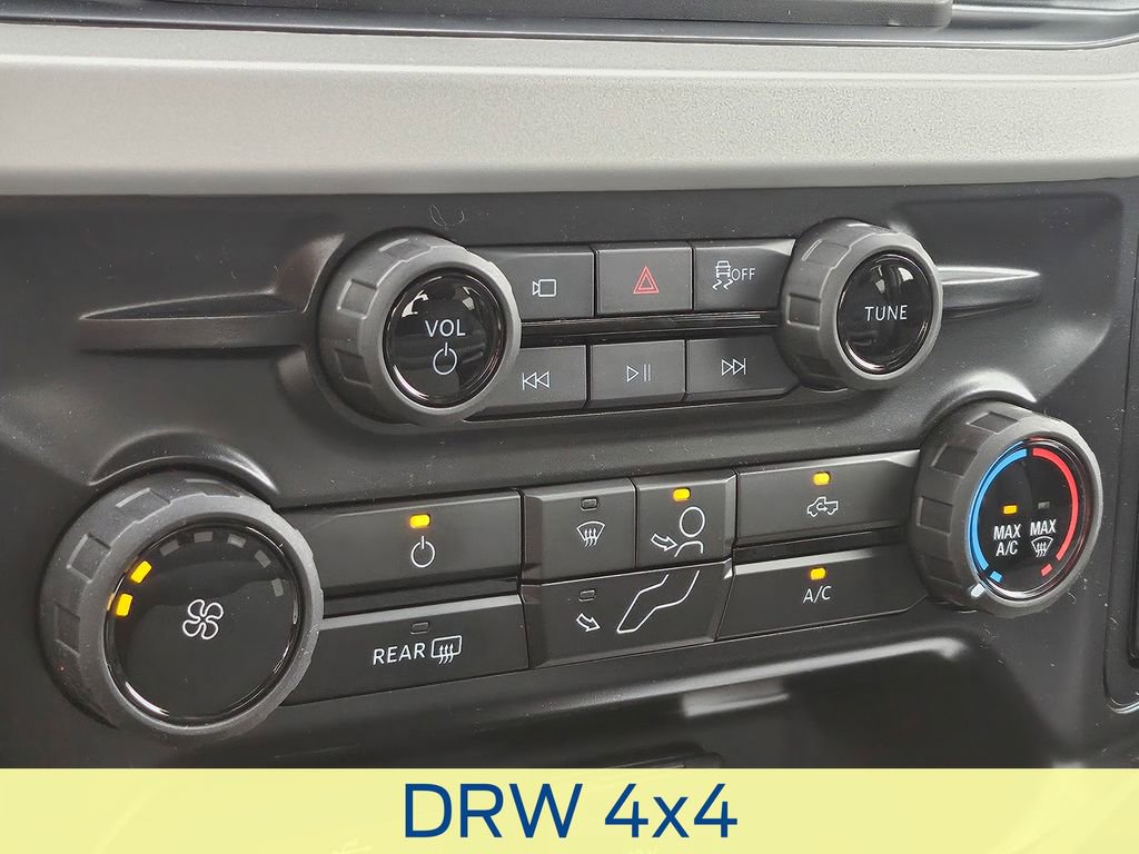 New 2026 Ford F450 XLT w/ 360-Degree Camera Package AWD/4WD image 18