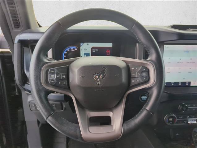 Used 2023 Ford Bronco Outer Banks w/ Sasquatch Package AWD/4WD image 9