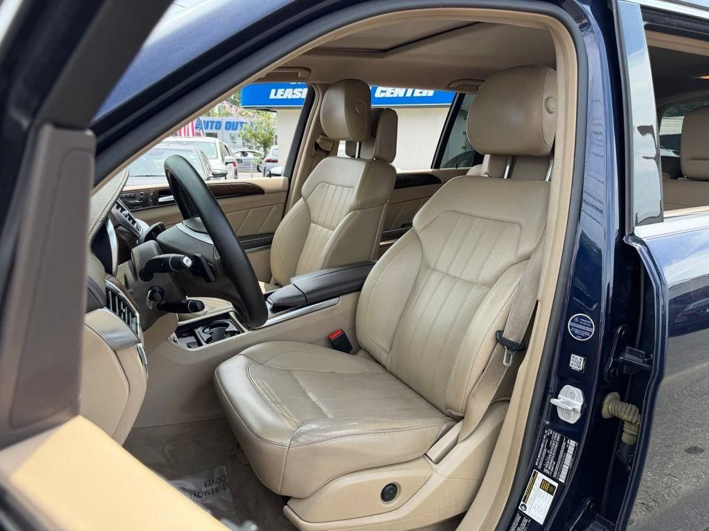 Used 2014 Mercedes-Benz GL 450 4MATIC image 20