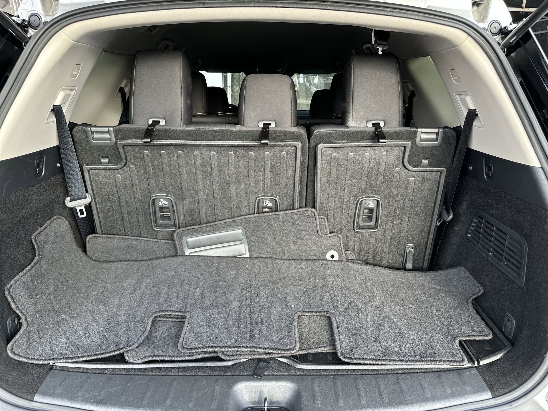 Used 2024 Nissan Pathfinder S w/ Cargo Package image 20