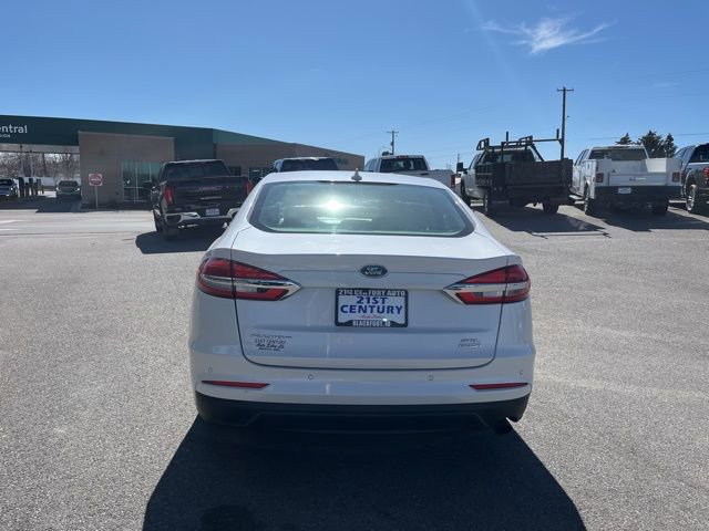 Used 2019 Ford Fusion SEL FWD image 11