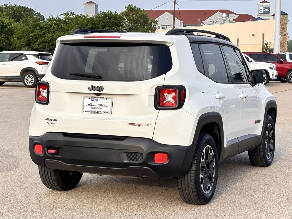 Used 2017 Jeep Renegade Trailhawk AWD/4WD image 7
