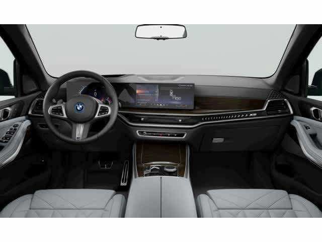 Used 2026 BMW X5 xDrive50e w/ M Sport Package AWD/4WD image 7