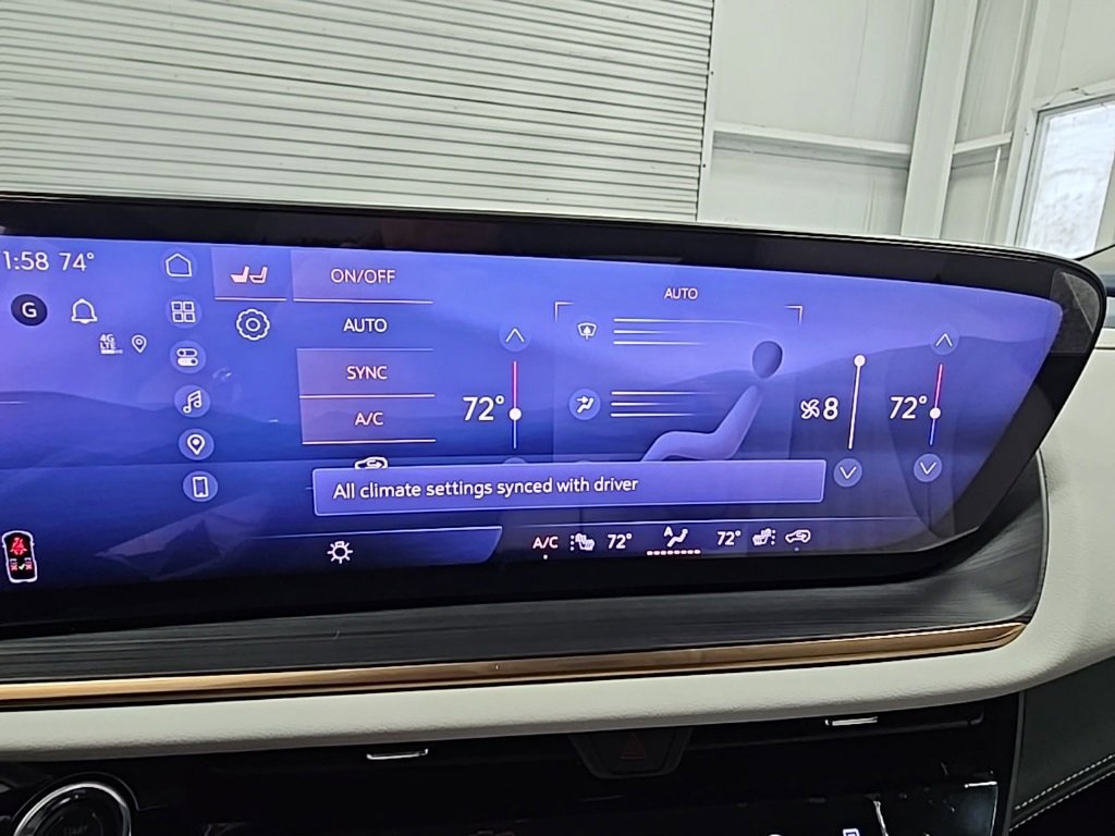 New 2025 Buick Envision Avenir image 15