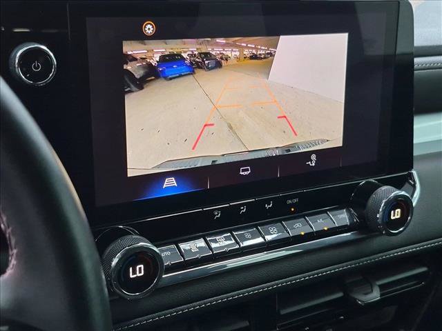 Used 2024 Chevrolet Colorado LT w/ LT Convenience Package RWD image 13