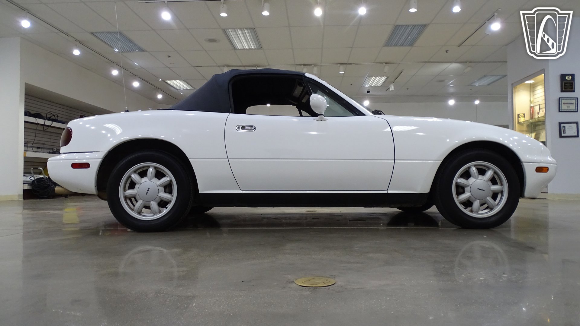 Used 1991 MAZDA MX-5 Miata RWD image 19