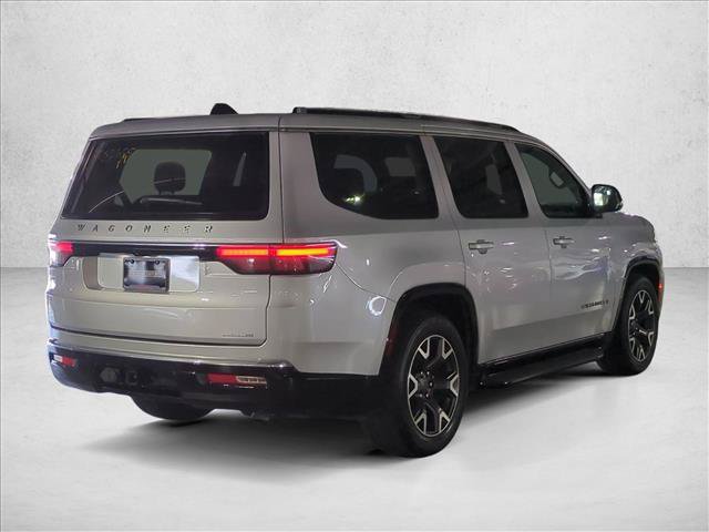 Used 2024 Jeep Wagoneer Series III AWD/4WD image 5