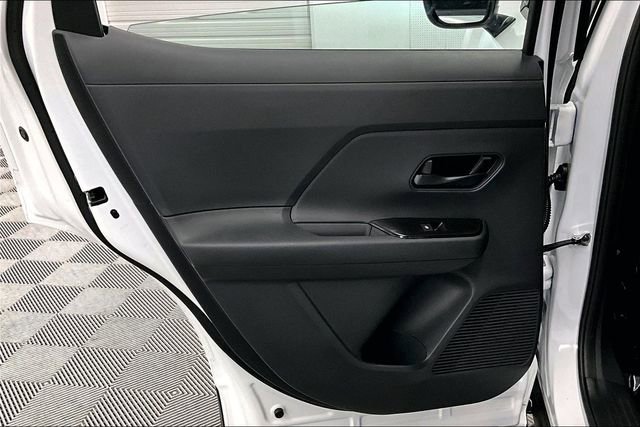 New 2026 Nissan Kicks S image 29