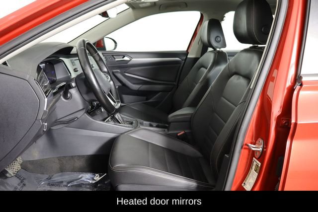 Used 2023 Volkswagen Jetta SE w/ Panoramic Sunroof Package FWD image 16