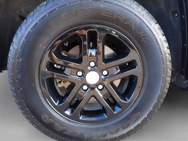 Used 2023 Jeep Grand Cherokee Laredo image 7