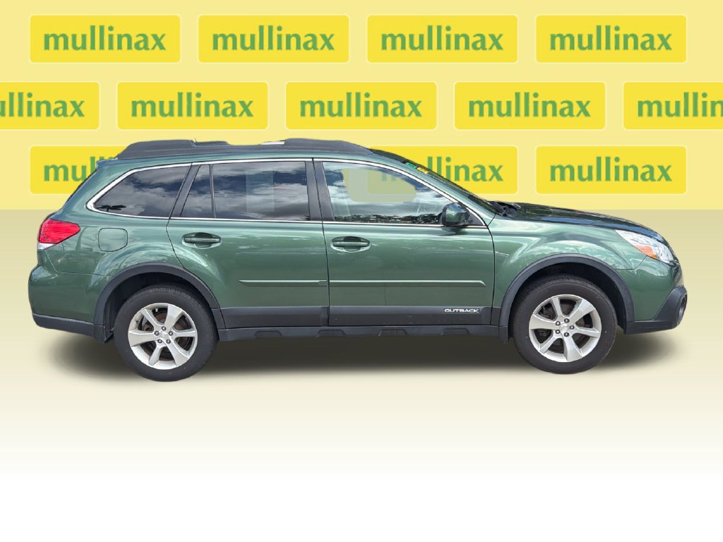 Used 2014 Subaru Outback 2.5i Limited w/ Moonroof Package AWD/4WD image 2
