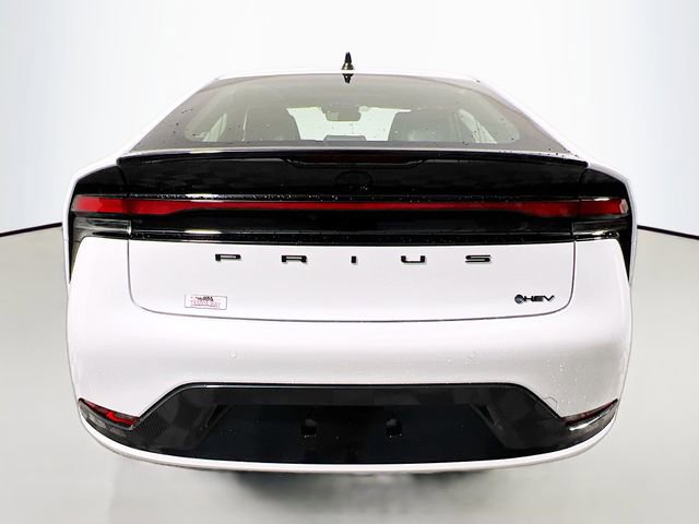 New 2026 Toyota Prius FWD image 4