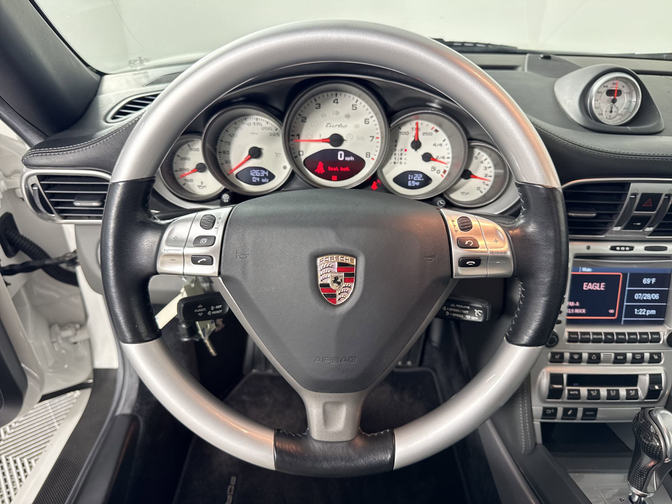 Used 2007 Porsche 911 Turbo AWD/4WD image 17