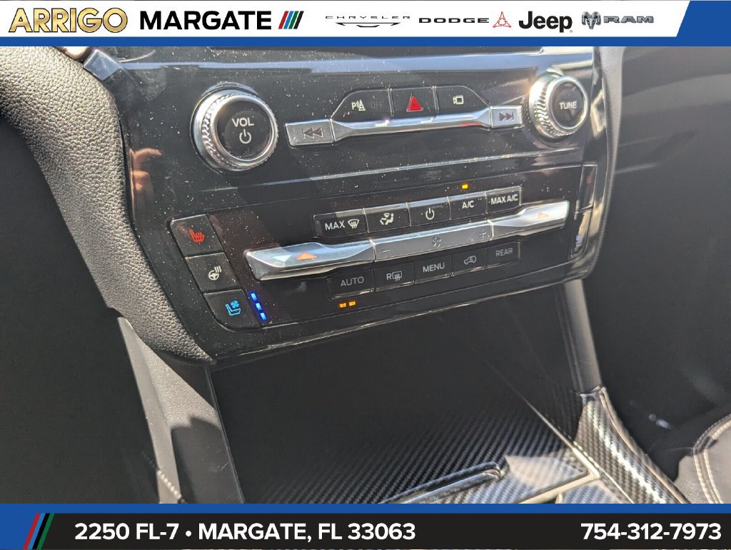 Used 2022 Ford Explorer Limited RWD image 24