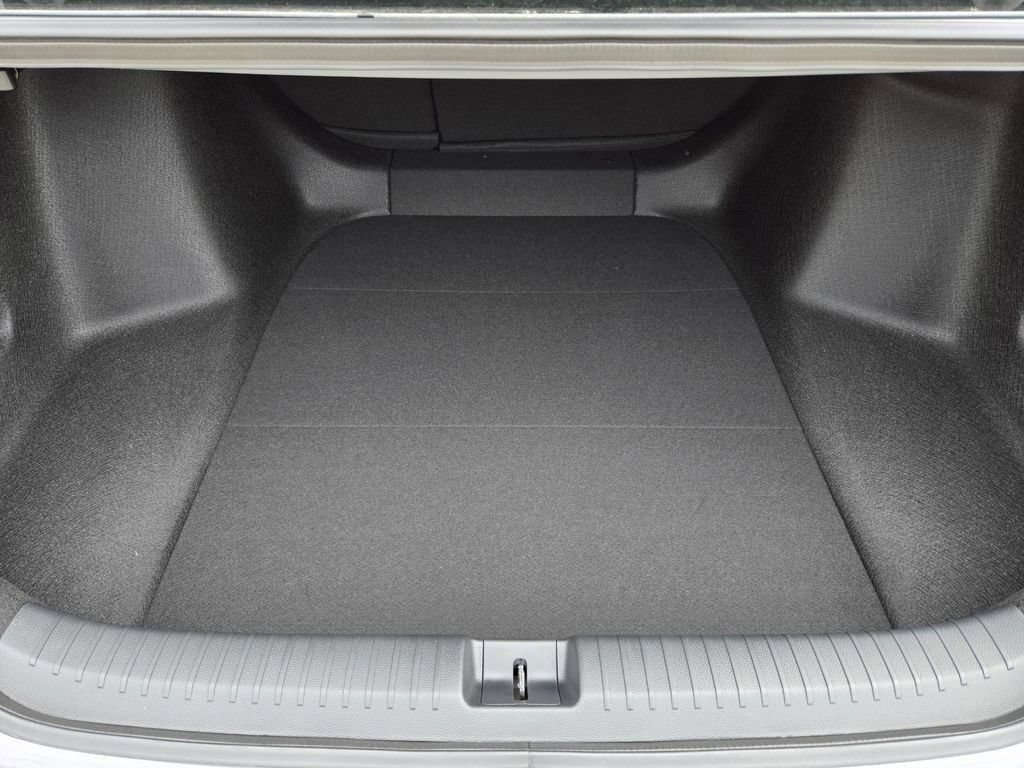 New 2026 Honda Accord Touring image 9
