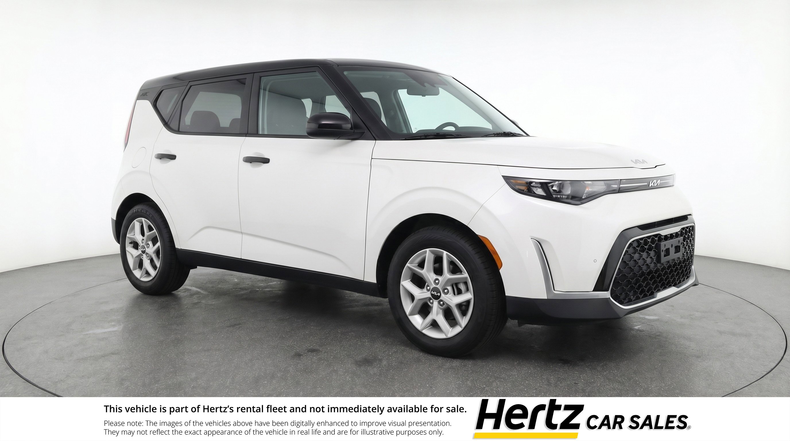 Used 2025 Kia Soul LX w/ LX Technology Package FWD image 1