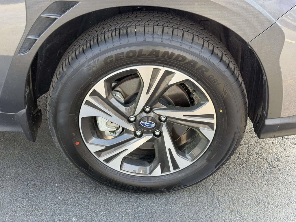 Used 2026 Subaru Crosstrek 2.5i Premium AWD/4WD image 9