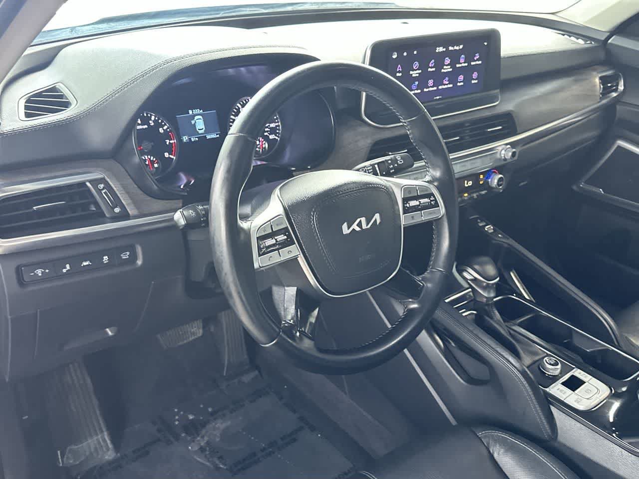 Used 2022 Kia Telluride EX w/ EX Premium Package FWD image 13