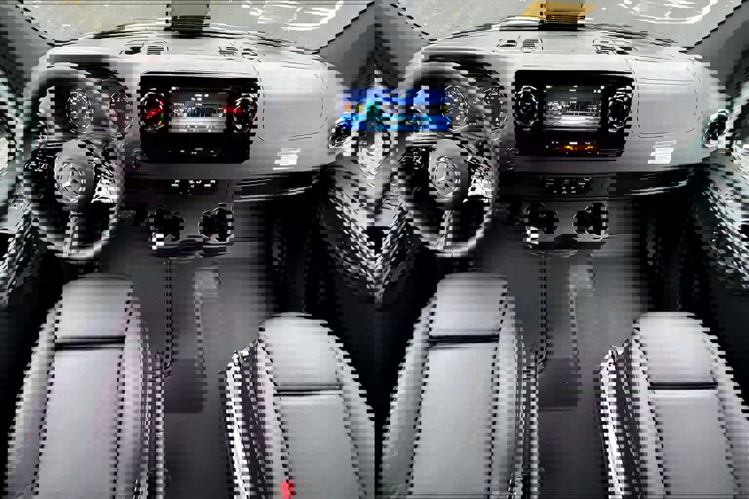 New 2025 Mercedes-Benz Sprinter 2500 image 7