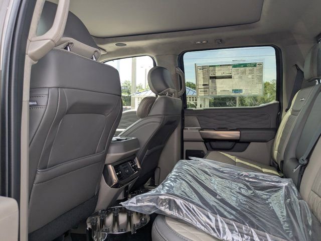 New 2026 Ford F450 4x4 Crew Cab Super Duty image 12