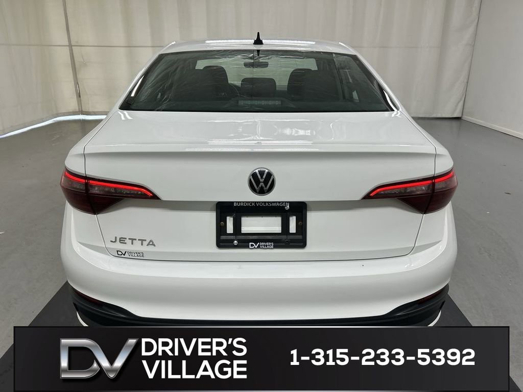Certified 2023 Volkswagen Jetta S FWD image 20