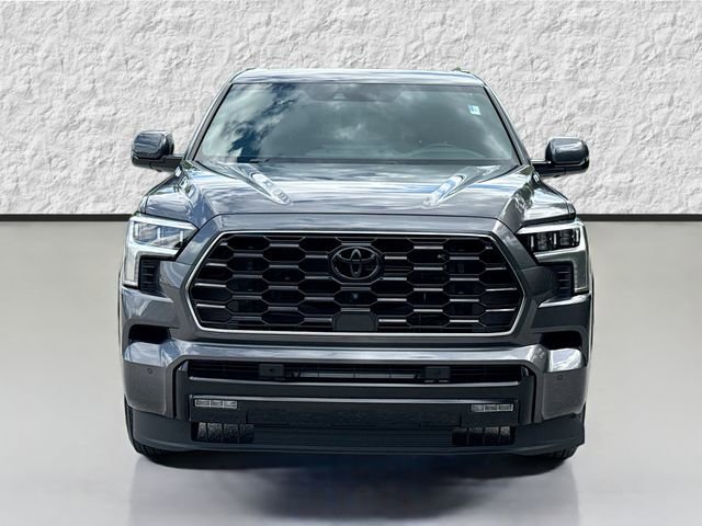 Used 2025 Toyota Sequoia Platinum AWD/4WD image 8