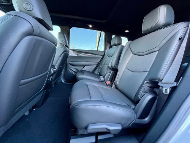 New 2024 Cadillac XT6 Sport w/ LPO, ONYX Package image 33