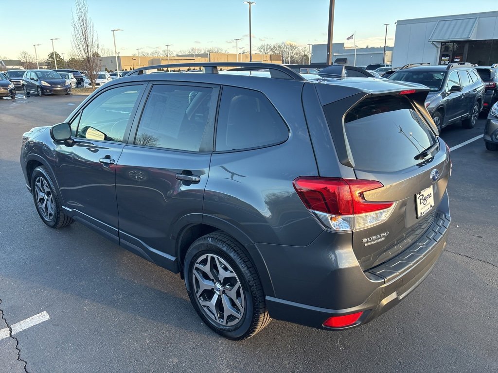 Used 2020 Subaru Forester Premium image 5