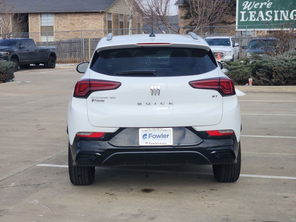 Used 2024 Buick Encore GX Sport Touring image 6